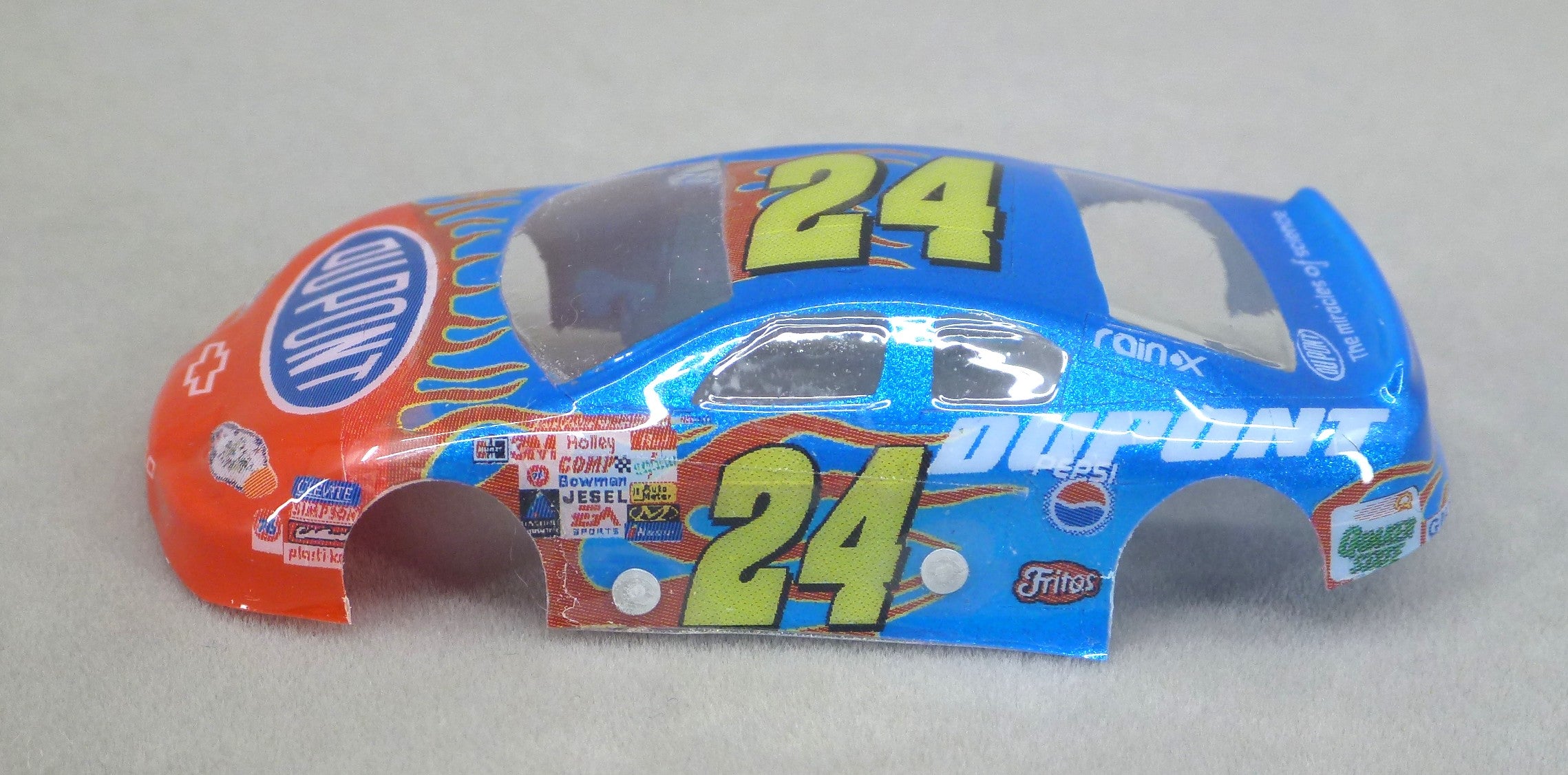 NASCAR (Dupont) - Professionally Painted Lexan HO Slot Car Body