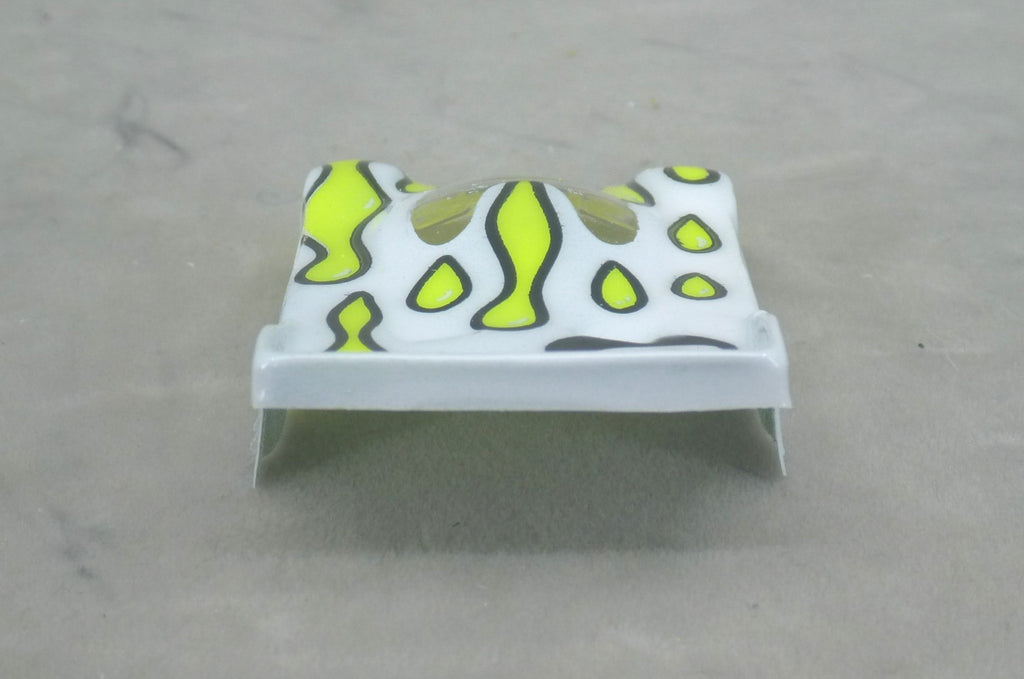 Flowing Tear Drops (Yellow on White with number) - Professionally Painted Lexan HO Slot Car Body
